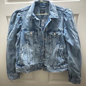 Women’s Gap Denim Jacket - Size M